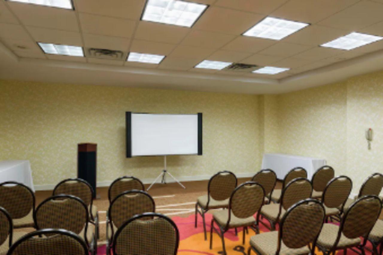 Hilton Garden Inn Queens Jfk - Newly Renovated Nova York Exterior foto