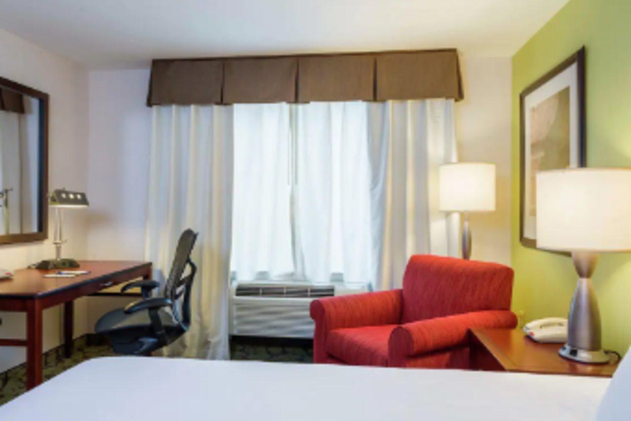 Hilton Garden Inn Queens Jfk - Newly Renovated Nova York Exterior foto