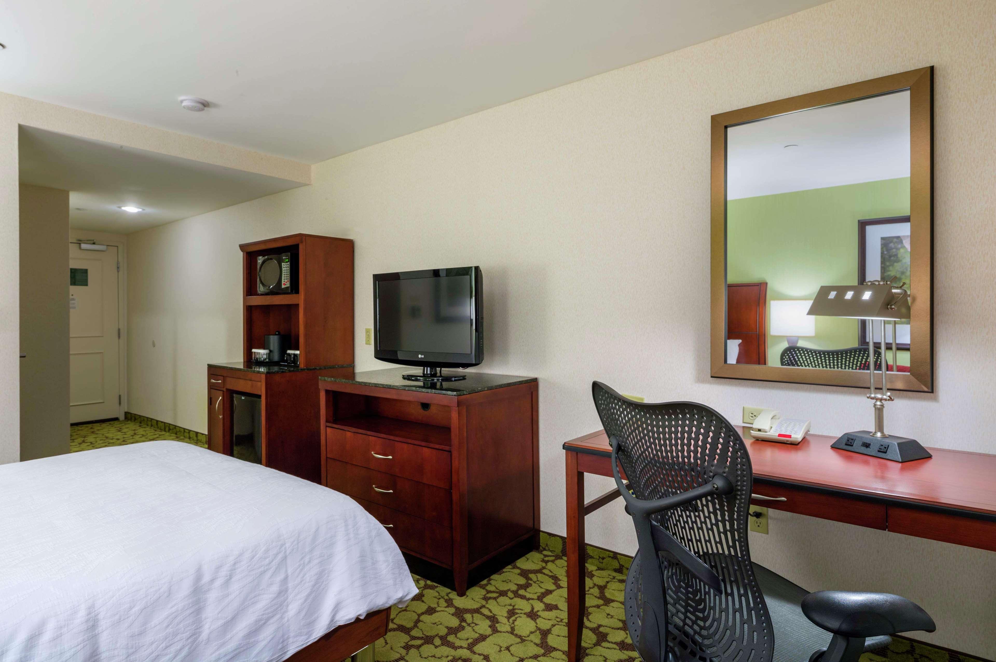 Hilton Garden Inn Queens Jfk - Newly Renovated Nova York Exterior foto