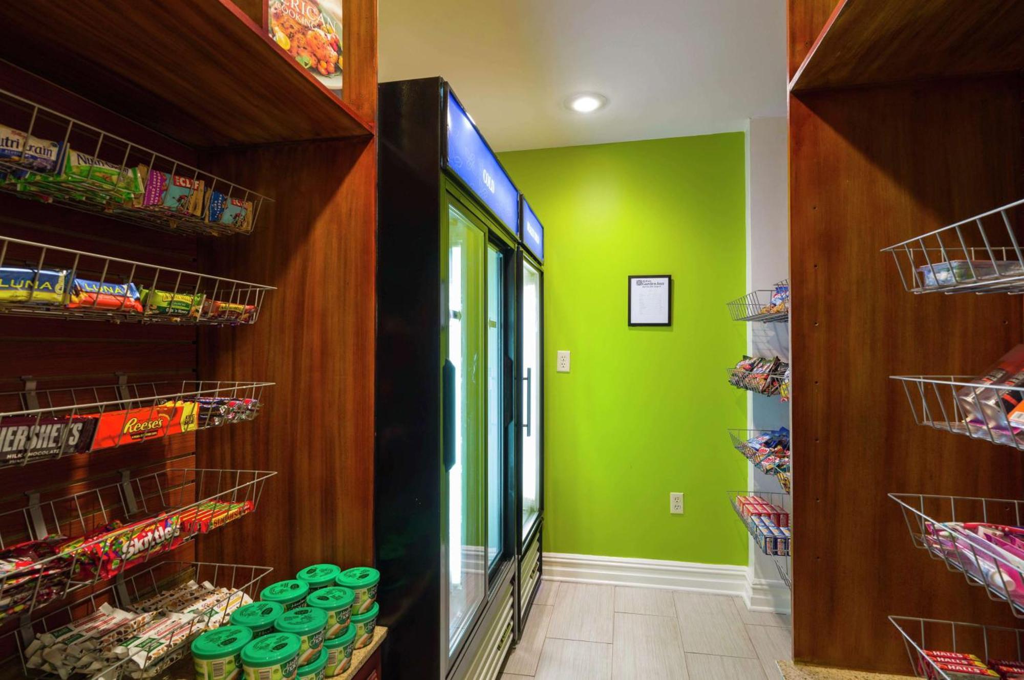 Hilton Garden Inn Queens Jfk - Newly Renovated Nova York Exterior foto