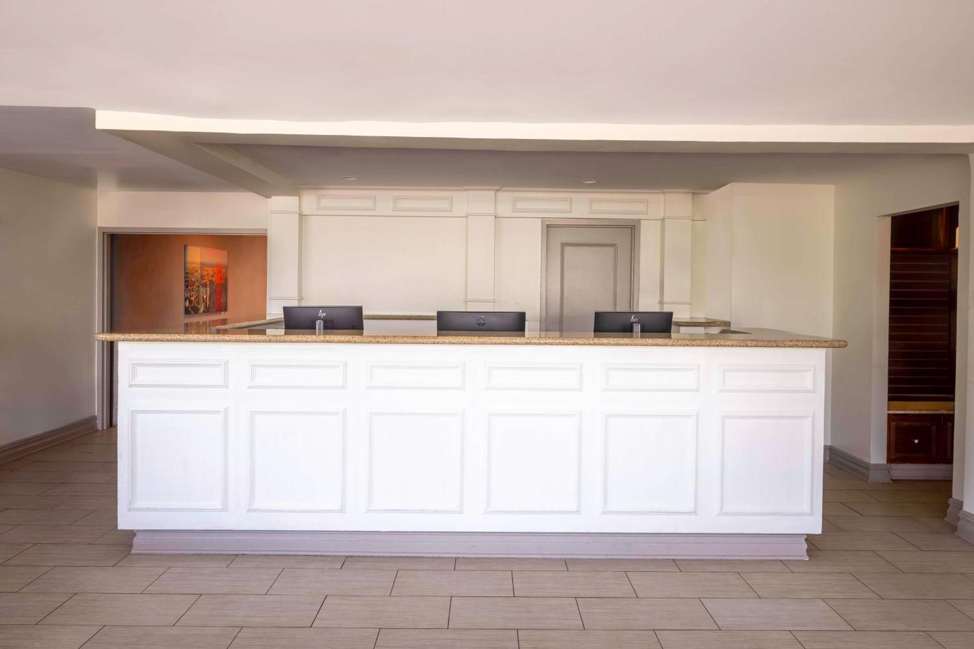 Hilton Garden Inn Queens Jfk - Newly Renovated Nova York Exterior foto